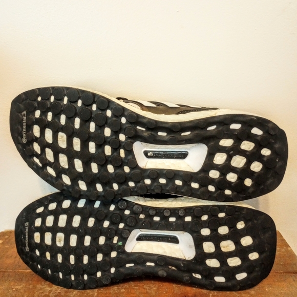 Adidas x Marimekko Print Ultraboost Sneakers - Picture 6 of 9